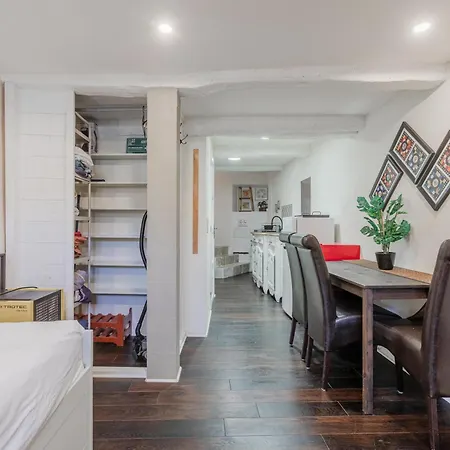 בית נופש Maison Vue Fréjus
